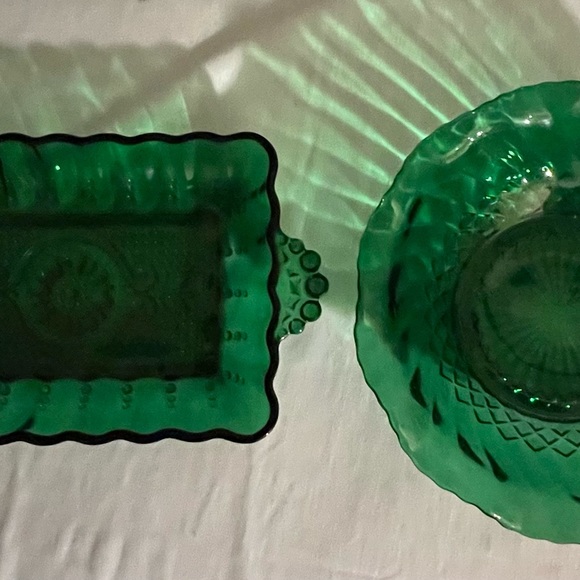 Anchor Hocking Emerald Green Glass Diamond Ruffle Candy Dish Bowl & Vanity tray - Picture 3 of 9